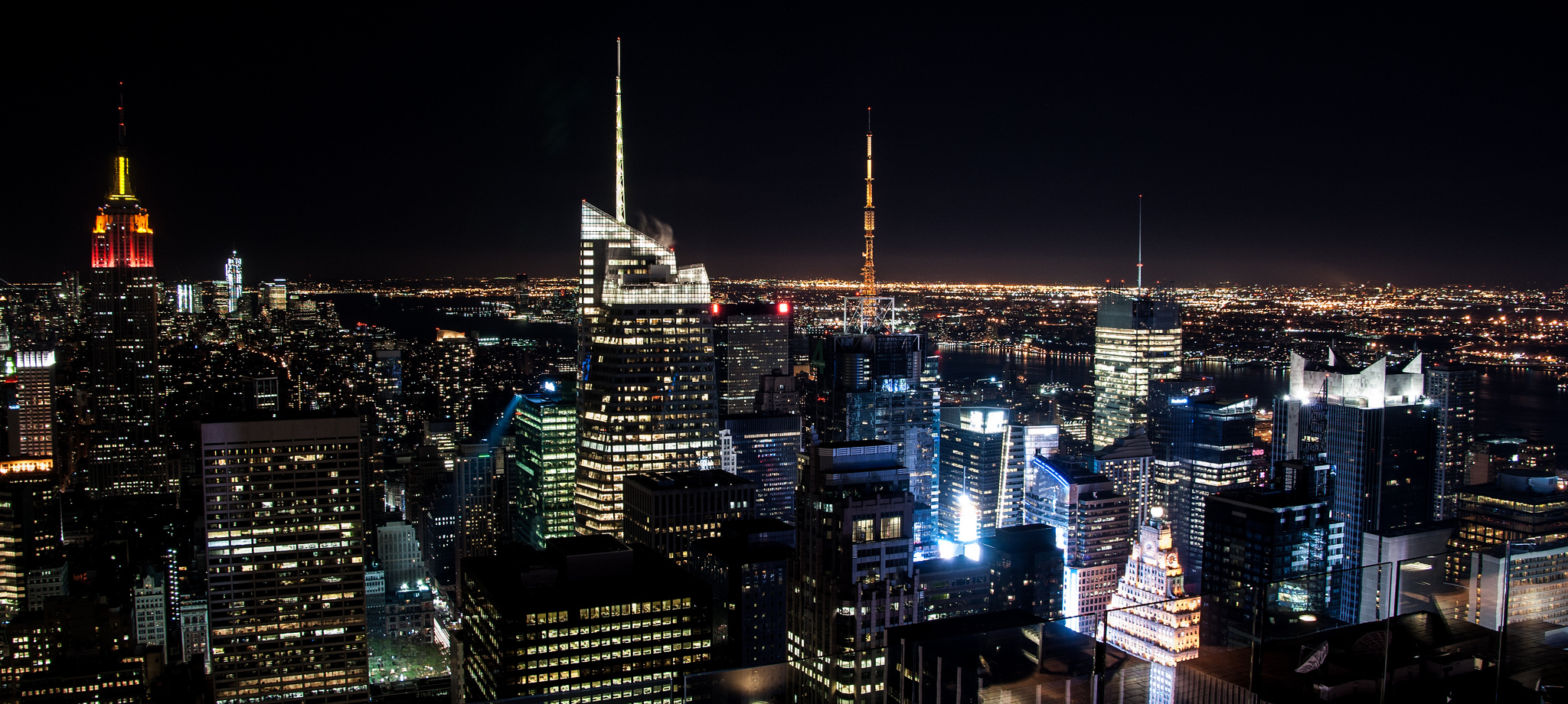 NYC night view by Iván Lara vía Flickr