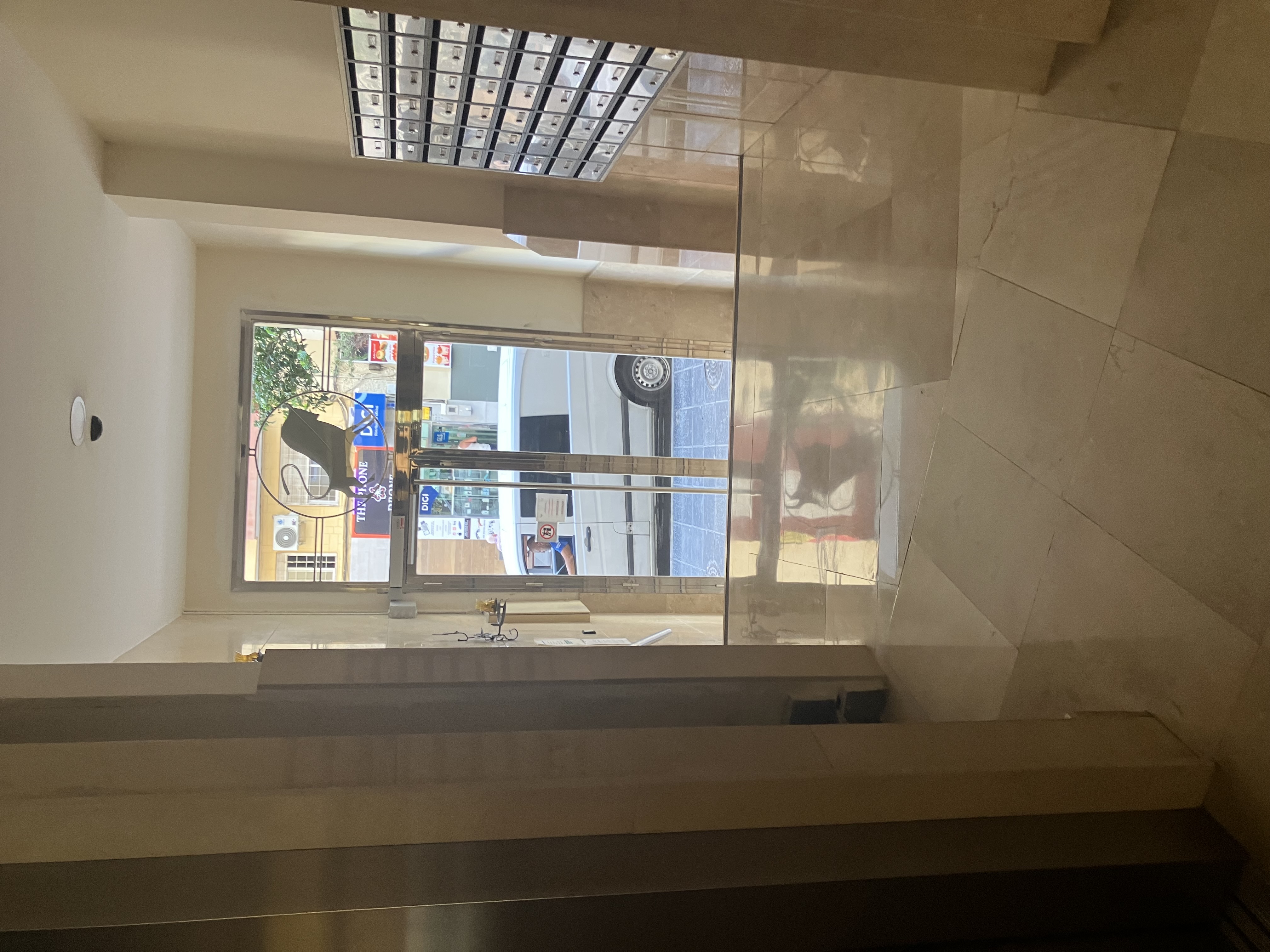 Piso completo junto a Puerta Purchena