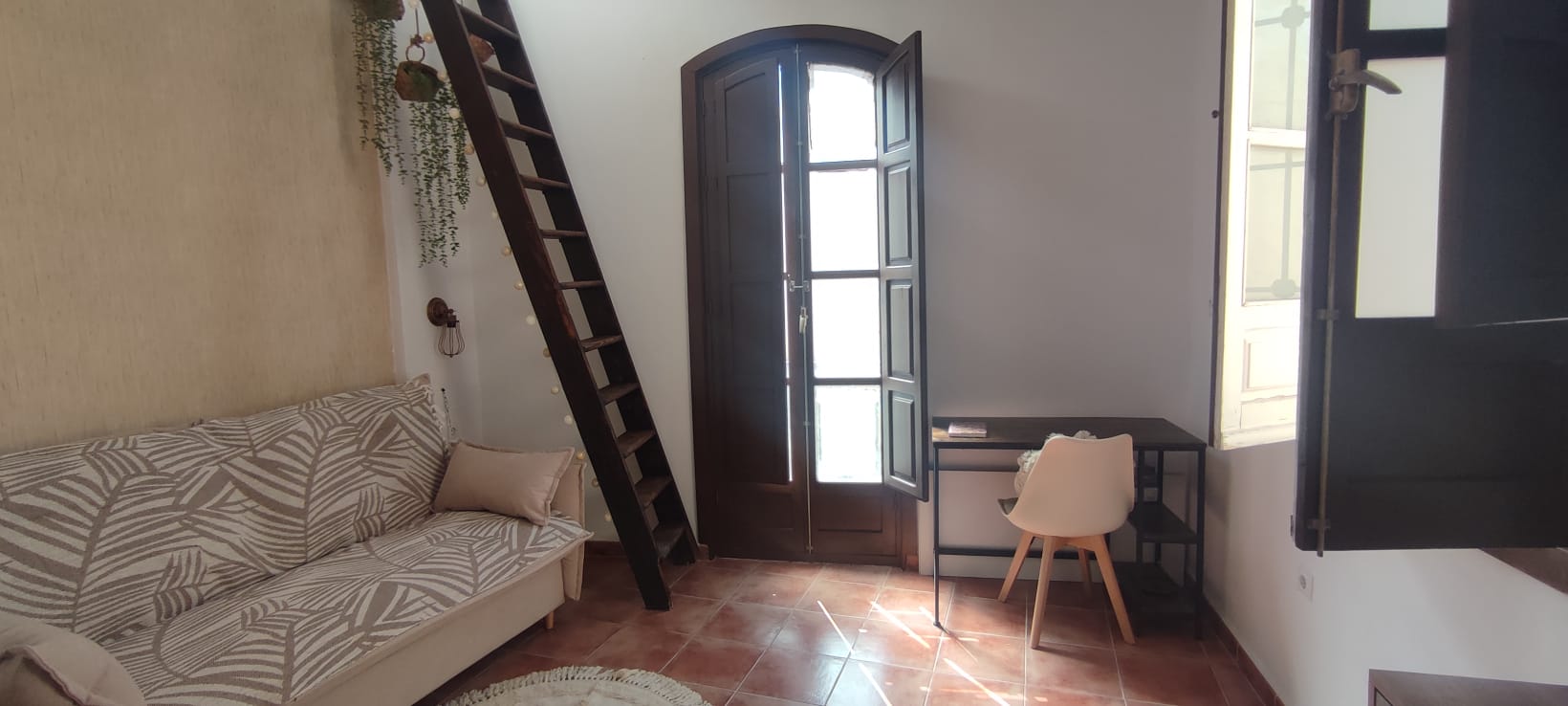 Preciosa casa de alquilercompleto junto a la Alcazaba 