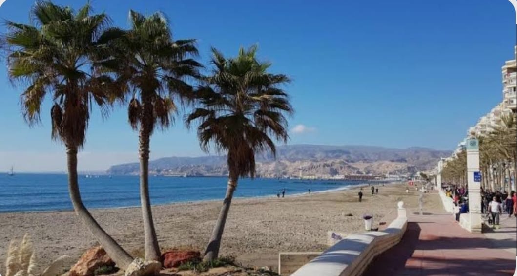 Se alquila habitación