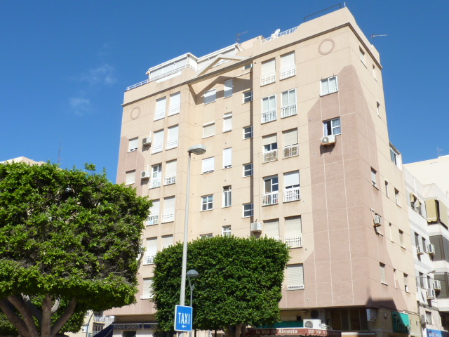 PISO CHICAS ESTUDIANTES EN ALMERIA