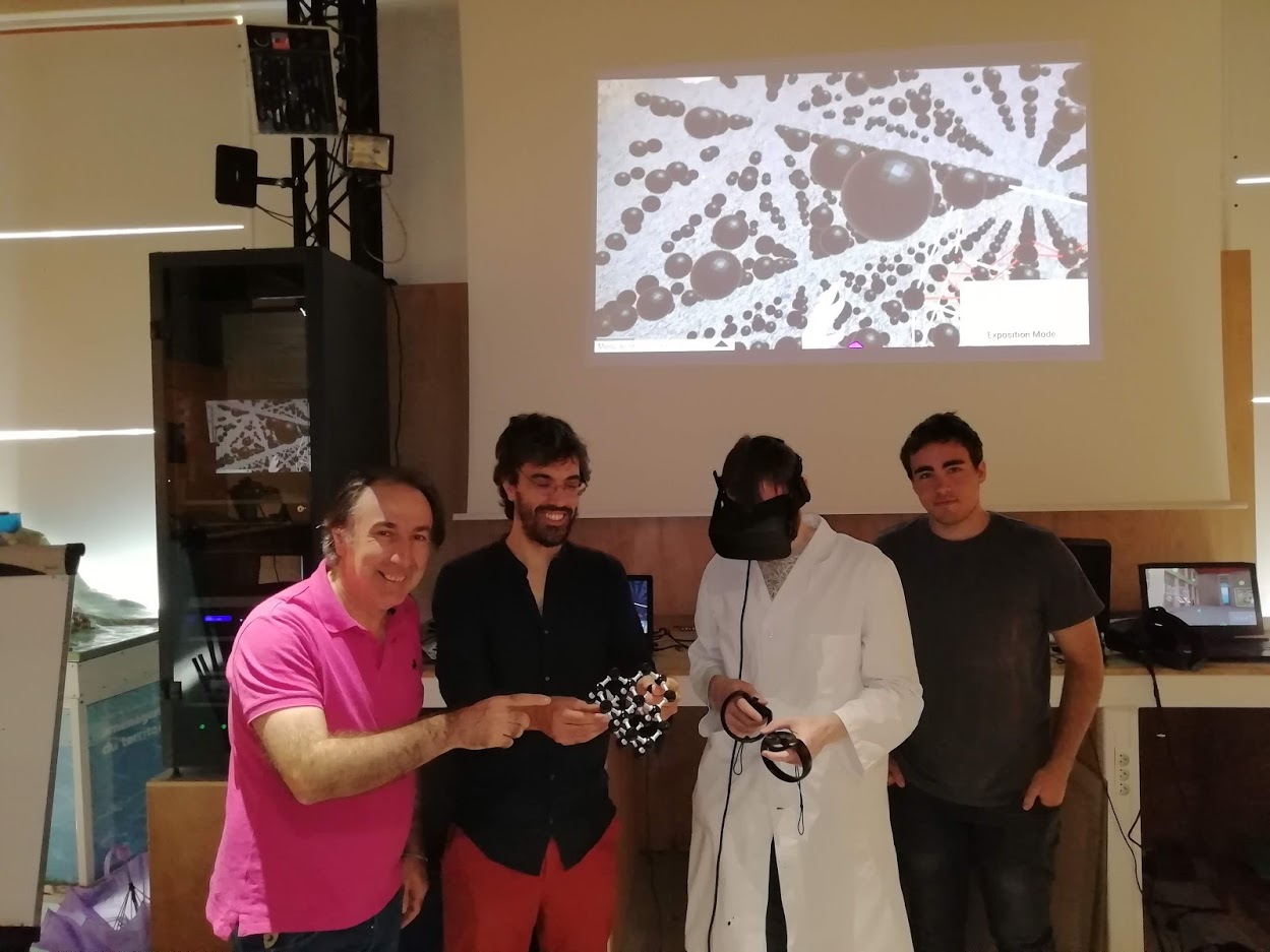 Estructuras cristalinas en Neotrie VR
