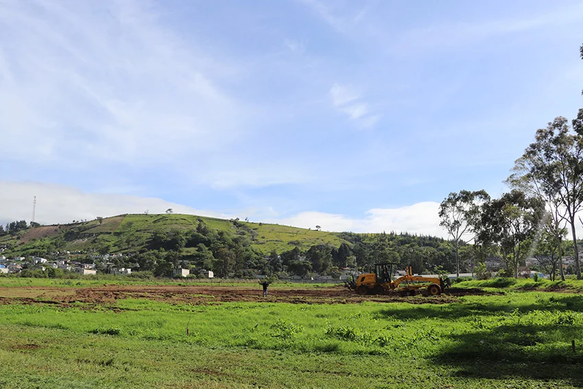 la Escuela Nacional Central de Agricultura (ENCA) de Guatemala avanza en la construcción de un invernadero de alta tecnología que servirá como espacio formativo, de investigación y de producción agrícola eficiente